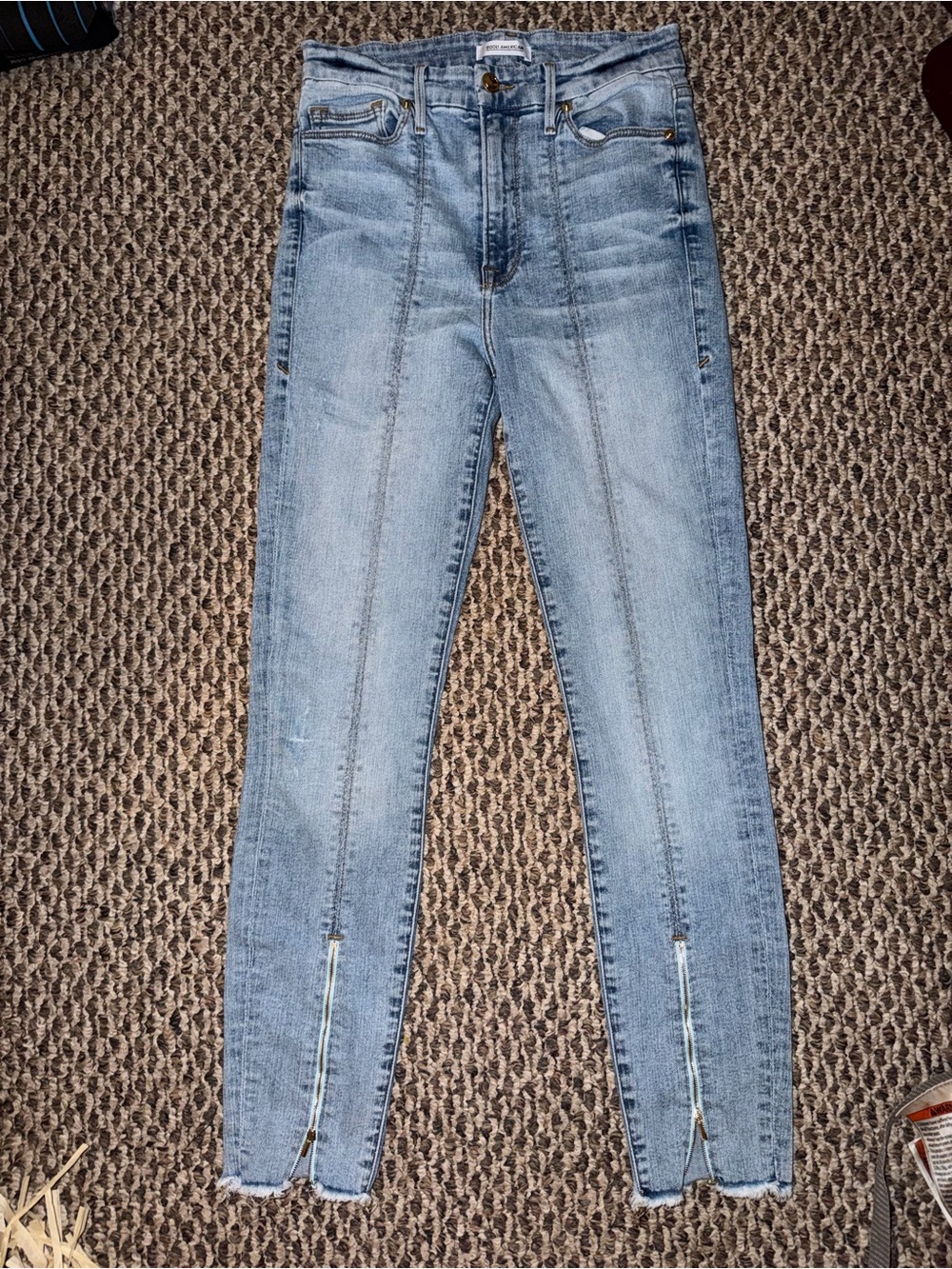 Good American Light Blue High-Rise Skinny Jeans with Ankle Zips